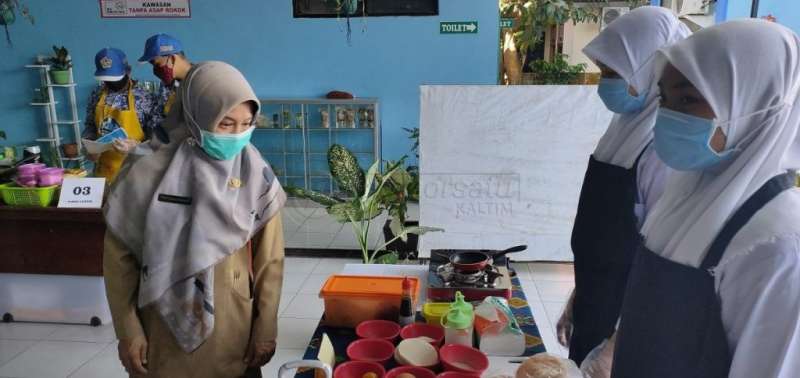 Lomba Memasak Diikuti 6 Pelajar