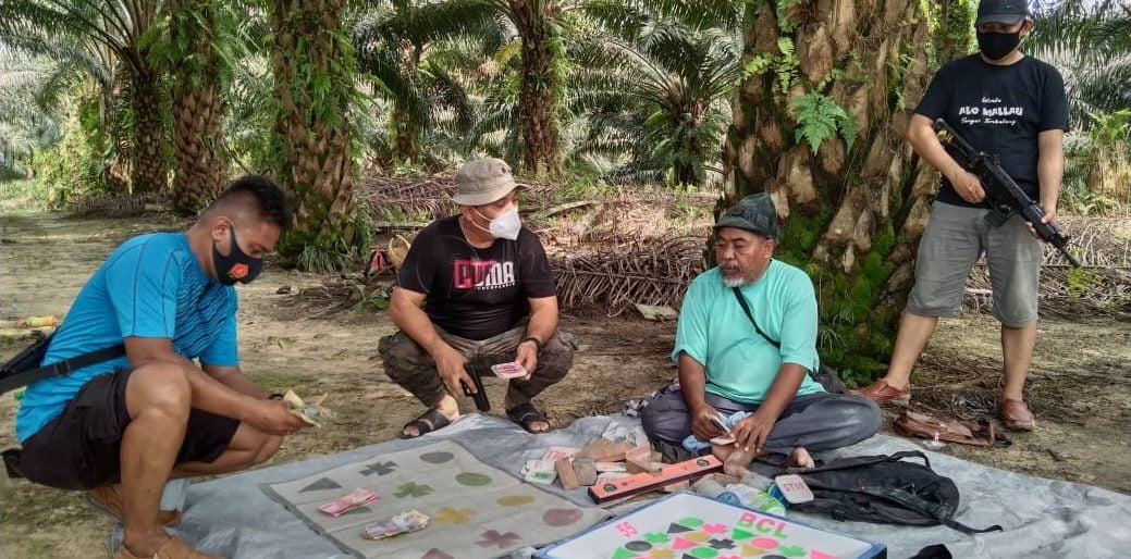 Lapak Sabung Ayam Diobrak-abrik