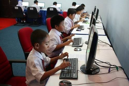 Sekolah dan Tenaga Pendidik Harus Mampu Beradaptasi di Era Teknologi