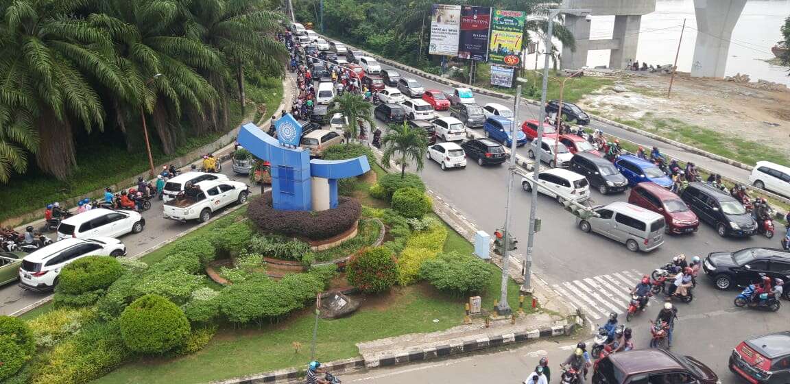 Biasa Saja..,Jembatan Mahakam Macet