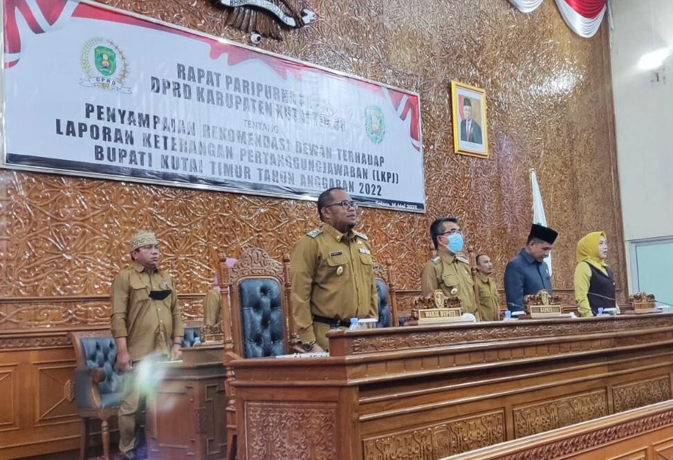 DPRD Kutim Gelar Rapat Paripurna Ke-8 terkait LPJ Pemkab Kutim Tahun Anggaran 2022