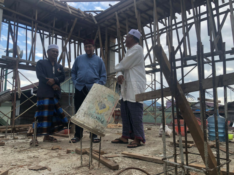 Sultan Kutai Bantu Pembangunan Masjid Al Hilal di Tenggarong