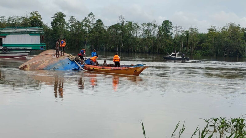 Tugboat Bahar 79 Tenggelam, Dua Orang Menghilang