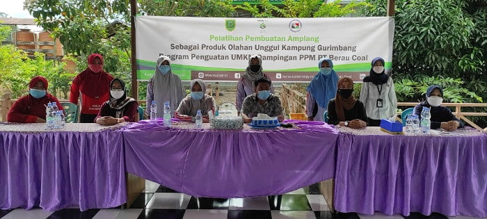 Berau Coal Gelar Pelatihan Pembuatan Amplang