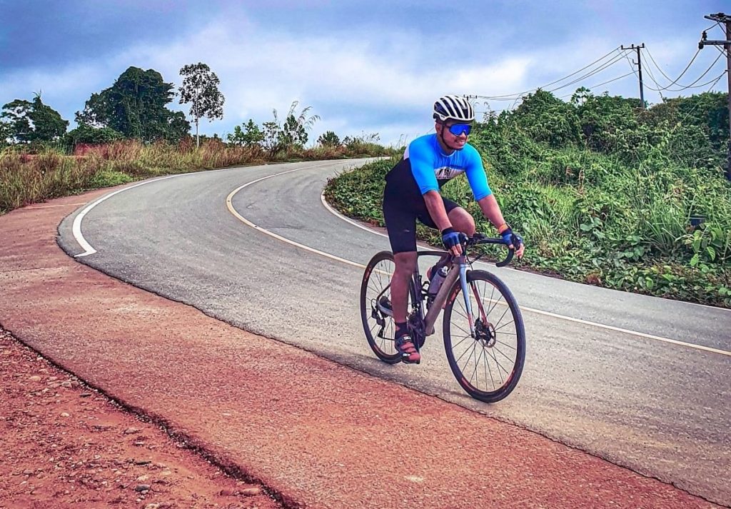 Awalnya Tak Suka, Kini Pakai Road Bike