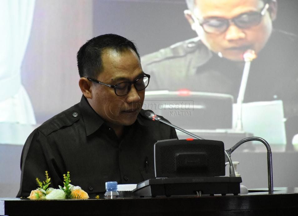 Absen di Rapat Paripurna Ke-16, Sarkowi Sebut Rindu Gubernur Kaltim