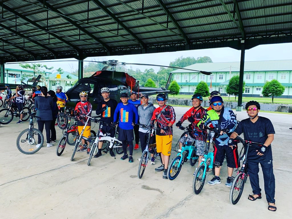 Dari Hobi yang Sama, Target Gowes di Maratua