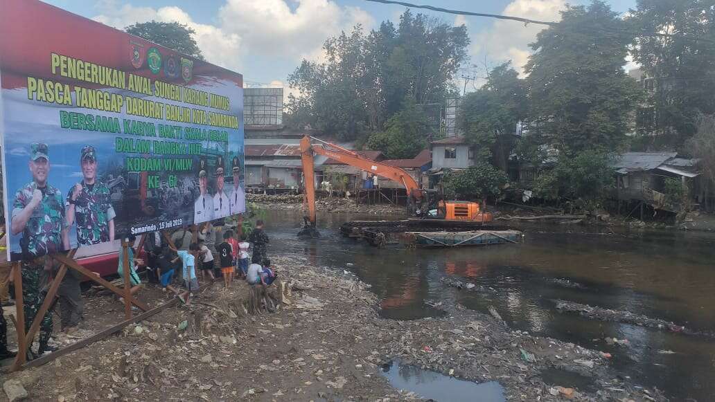 Dianggap Darurat, TNI Turun Tangan Keruk SKM