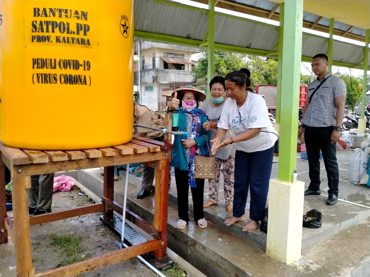 Dinsos Bantu Logistik ke Gugus Tugas