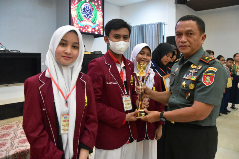 Final Lomba Cerdas Cermat Agama Islam dan Bela Negara Berlangsung Kompetitif