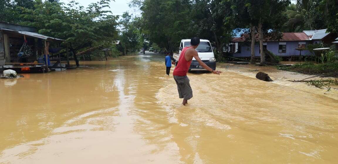 Pakaian Belum Kering, Eh..Banjir Lagi