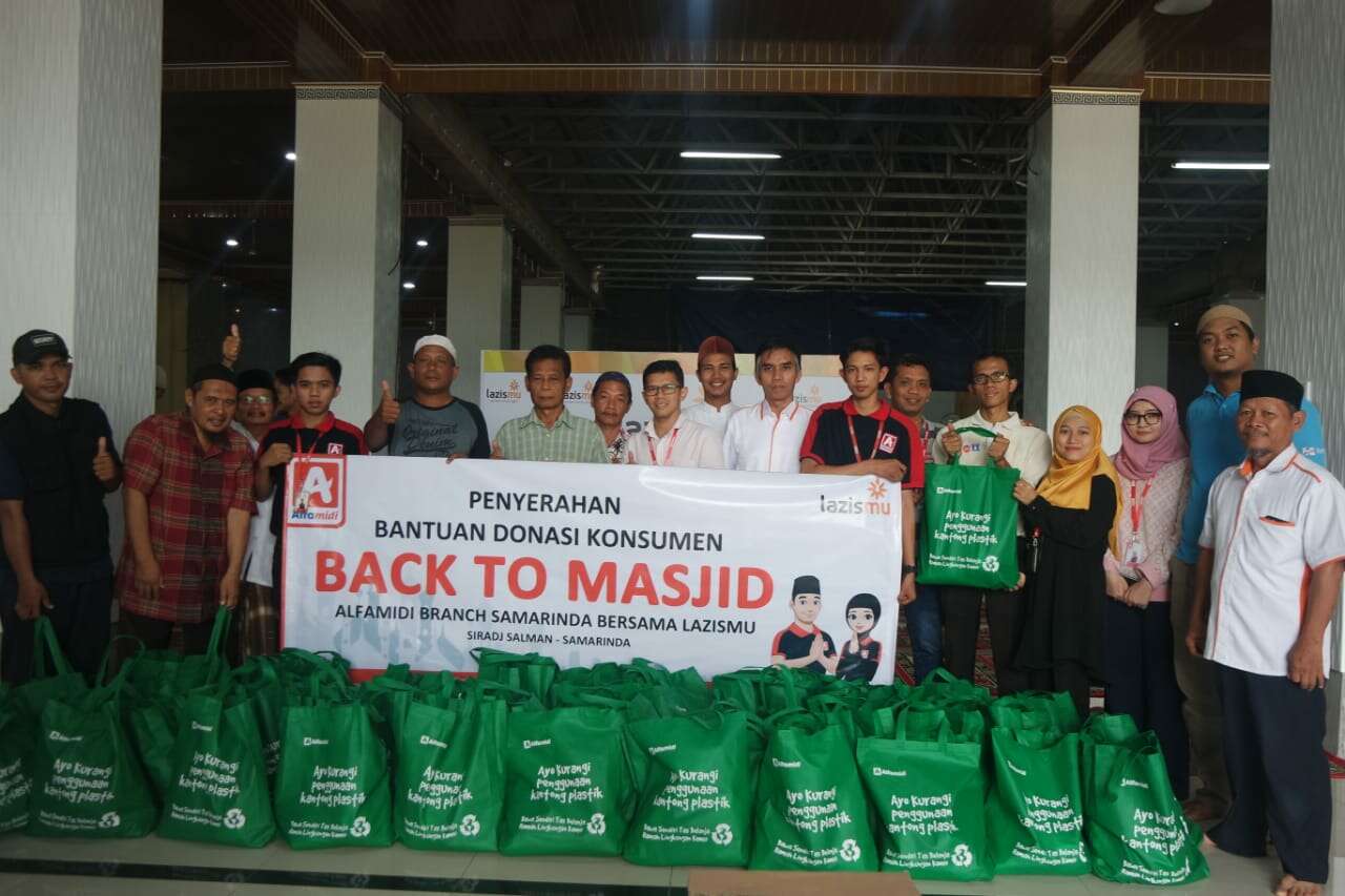 Donasi Alfamidi dan Lazismu Back to Masjid