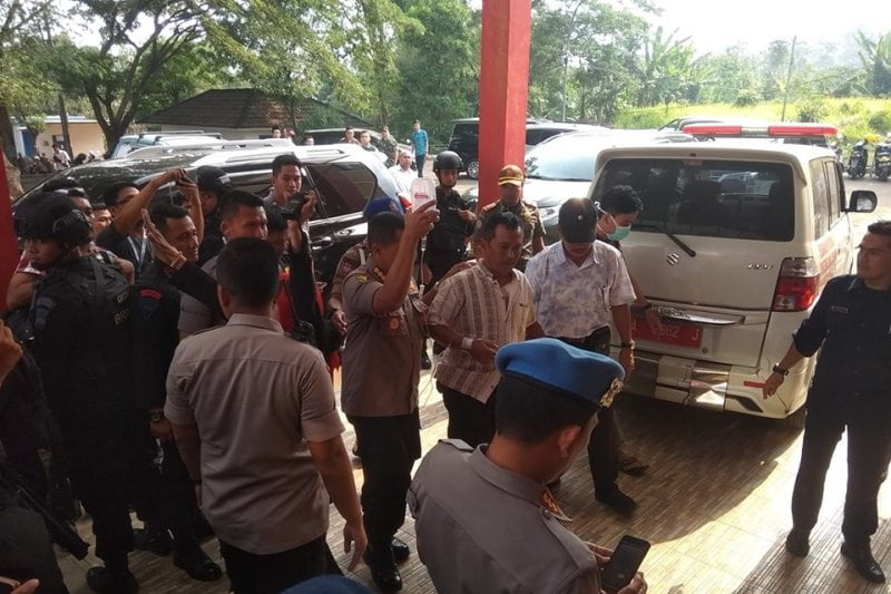 Menkominfo Tunggu Keterangan Polri, Dua Pelaku Tusuk Wiranto Diamankan