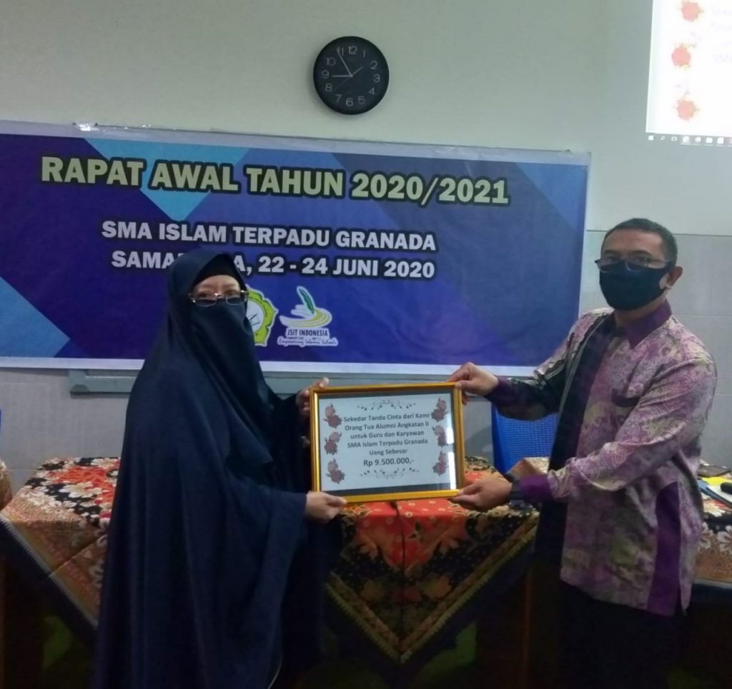 SMA IT Granada Optimistis Menatap Masa Depan Pendidikan di Tengah Pandemi Corona