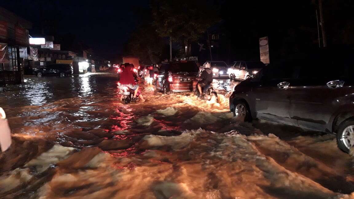 Hujan di Sore Hari, Samarinda Tergenang Lagi