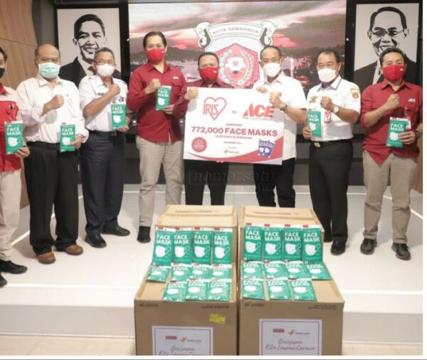 Ace Hardware Donasikan 15.120 Masker Medis di Samarinda