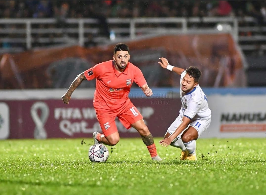 Lawan Persib, Javlon dan Bustos Berstatus Siap Tempur