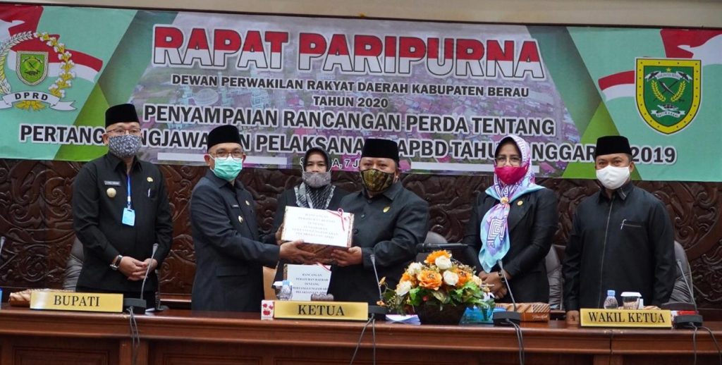 Raperda Pelaksanaan APBD 2019 Disampaikan