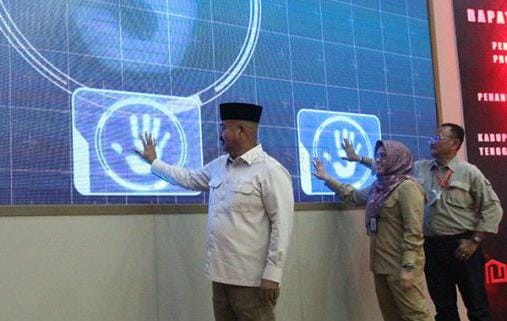 Tanggulangi Kemiskinan, Bupati Kukar Luncurkan Aplikasi Rumah Besar