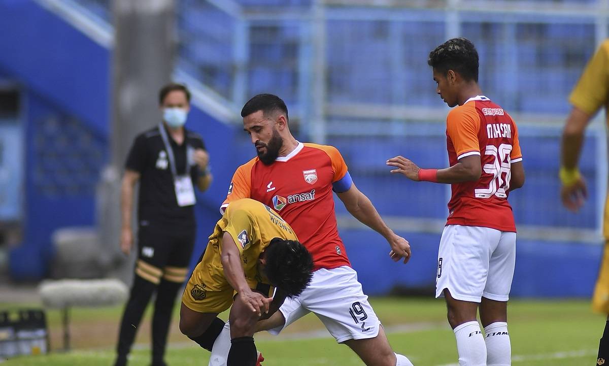 Borneo FC Kalah Tipis 1-0 dari Bhayangkara, Hendro Kartu Merah