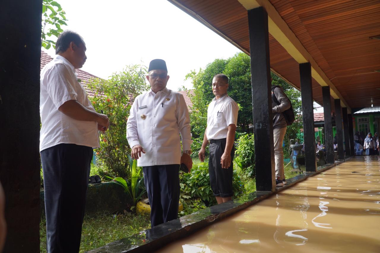 Ujung Drainase Tertutup