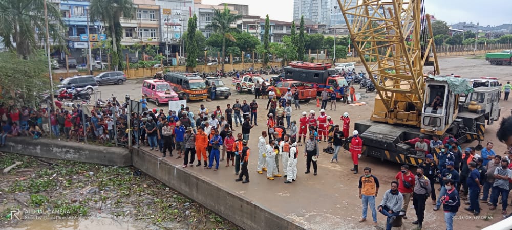 Mabuk Sambil Mengendarai Mobil, Supir Avanza Diduga Berhalusinasi Ada Tiga Penumpang Bersamanya