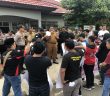 Tuntut Cek Semua Perusahaan