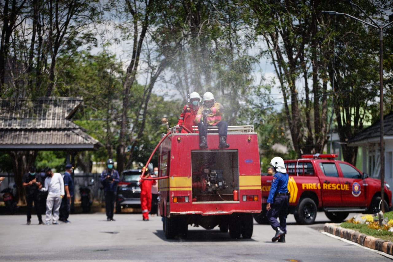 Semprot Jalan Protokol, Pemkot Habiskan 12 Ribu Liter Disinfektan