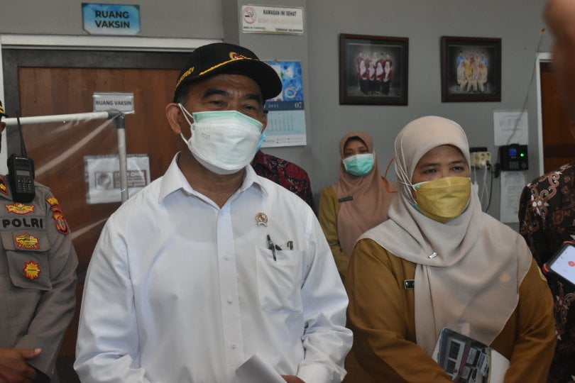 Menko PMK: Oksigen, Obat dan Vaksin Semua Menipis