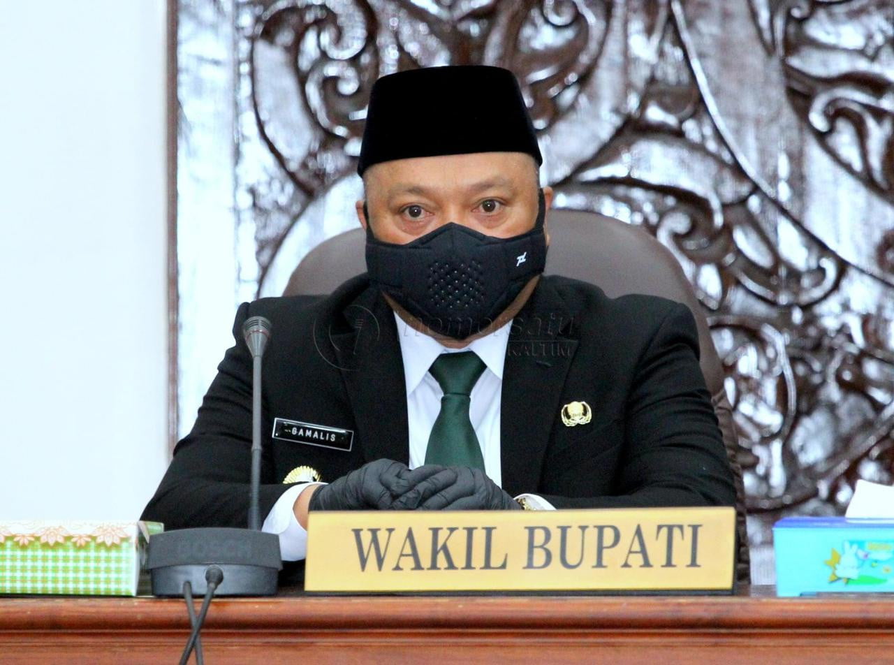 Tapal Batas Mengganjal