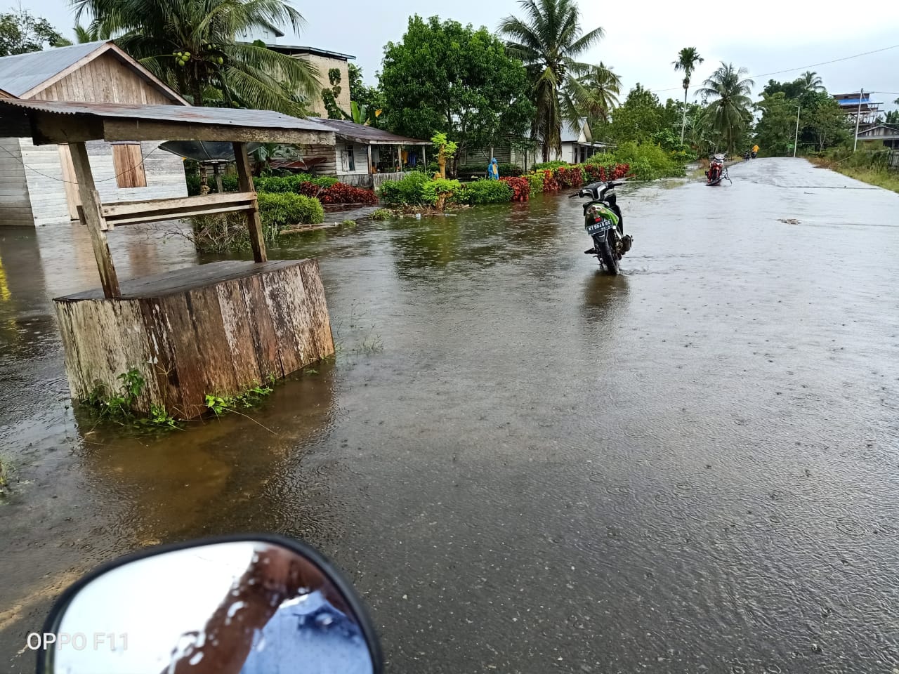 Tiga Kampung Tergenang