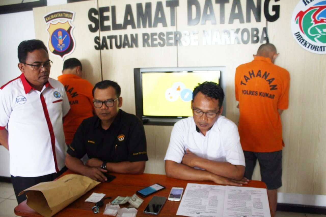 Dua PNS Diringkus, Sempat Gunakan Sabu di Dalam Mobil Dinas