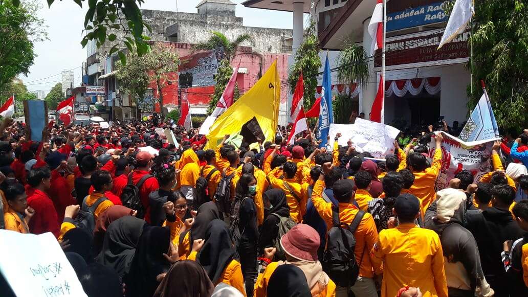 Puluhan Siswa Ikut Unjuk Rasa di Balikpapan, Muhaimin Bantah Kecolongan