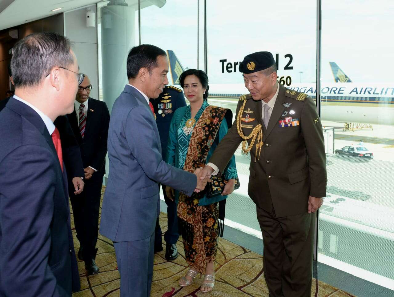 Bertolak ke Singapura, Presiden Jokowi Bertemu dengan PM Lee Hsien Loong