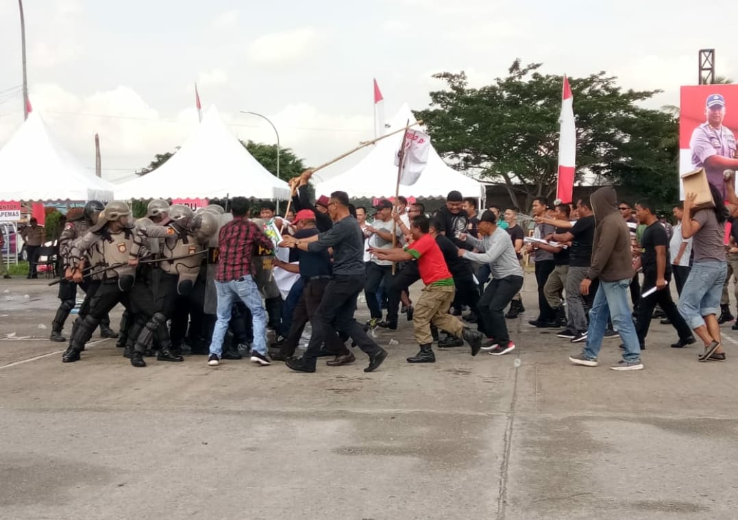 Ada Water Canon Dikira Bentrok, Ternyata Ini yang Terjadi