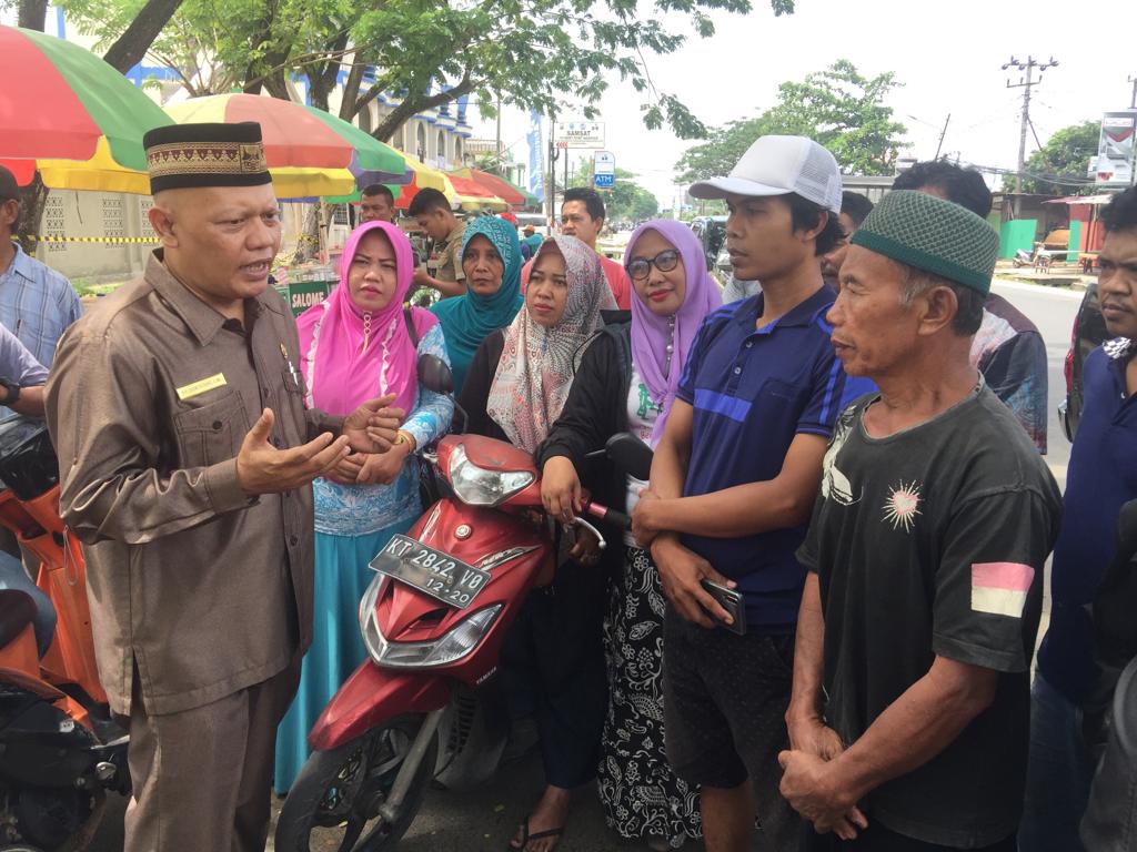 Komisi II Sidak PKL Depan Embarkasi, Siapkan Dua Lokasi Pengganti sebagai Solusi