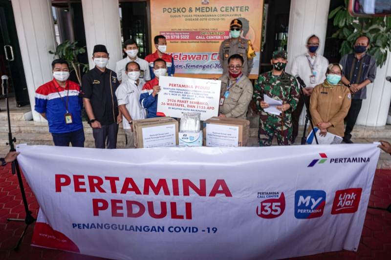 Dukung Pemkot Balikpapan, Pertamina Serahkan Bantuan Penanganan COVID-19 Senilai Rp 2 Miliar