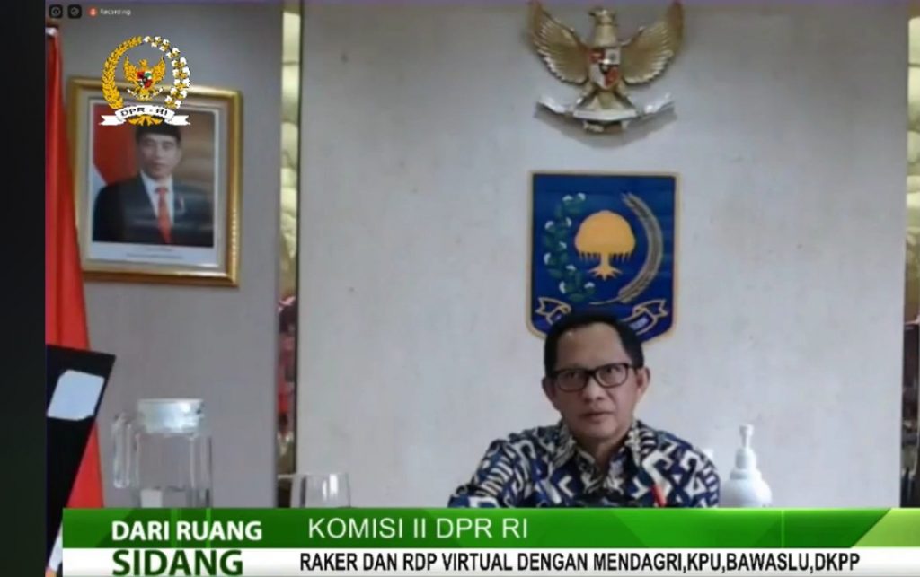 Mendagri Sarankan Pilkada Serentak Tetap Dilaksanakan pada 9 Desember