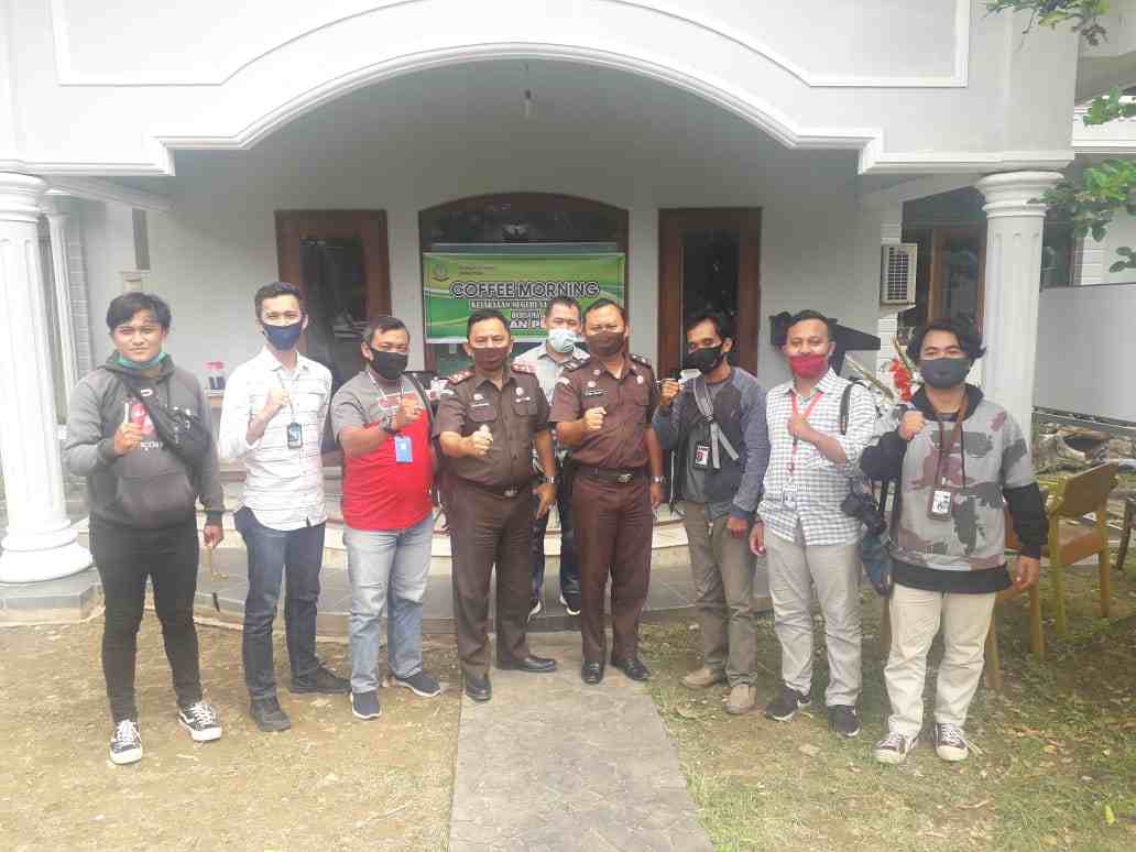 Kejari Samarinda Gelar Coffee Morning dengan Jurnalis