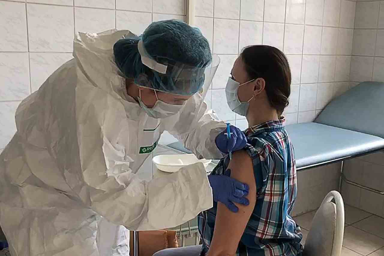 Vaksin Buatan Rusia Diakui Barat