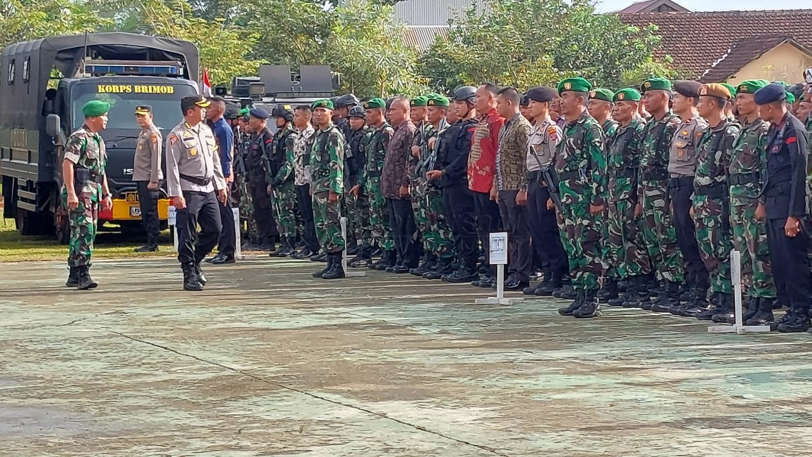 Jelang Kunjungan Jokowi, Ribuan Personel Gabungan Gelar Apel Pasukan