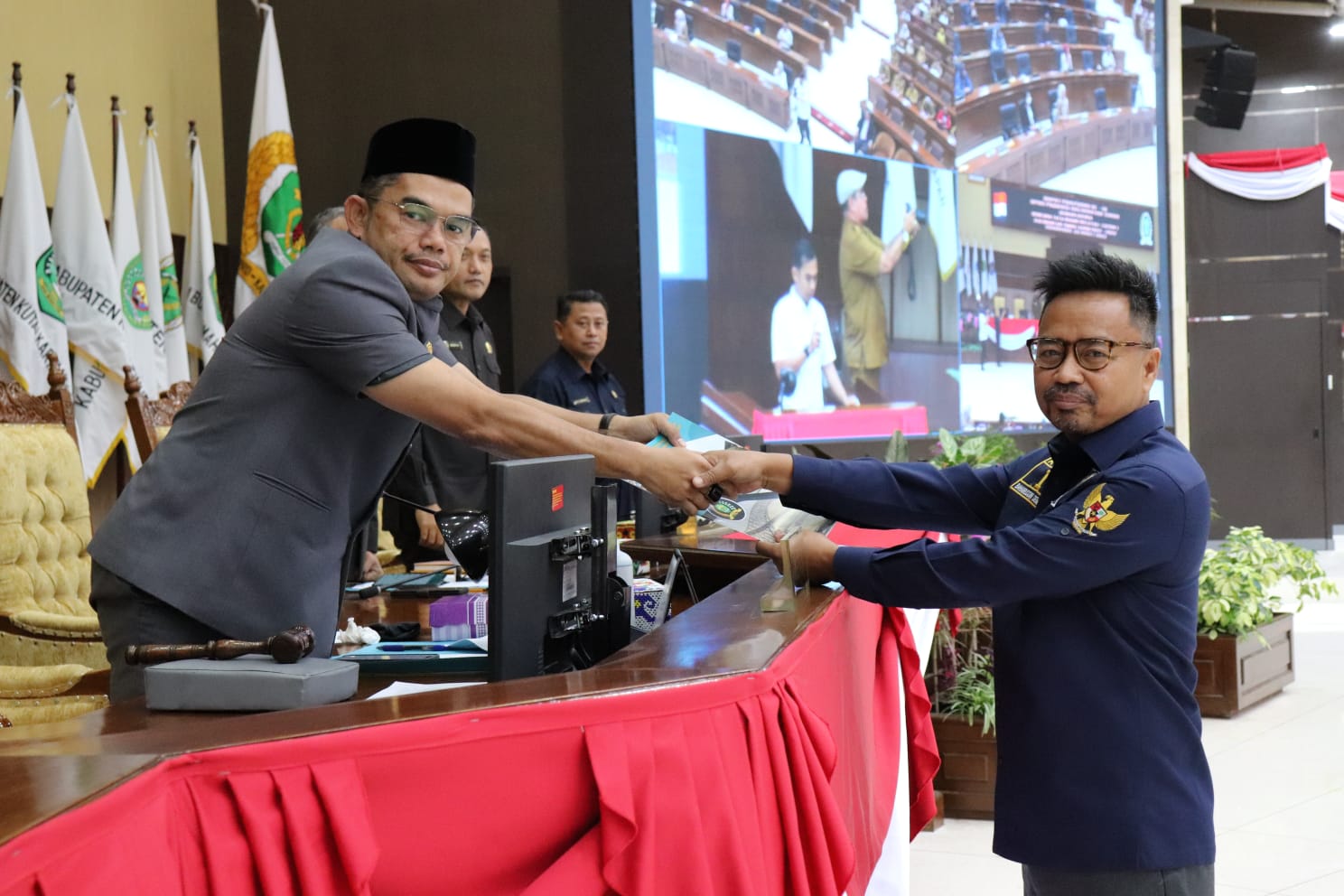 Pemprov Kaltim dan DPRD Setujui Ranperda RTRW Tahun 2022-2042 Jadi Perda