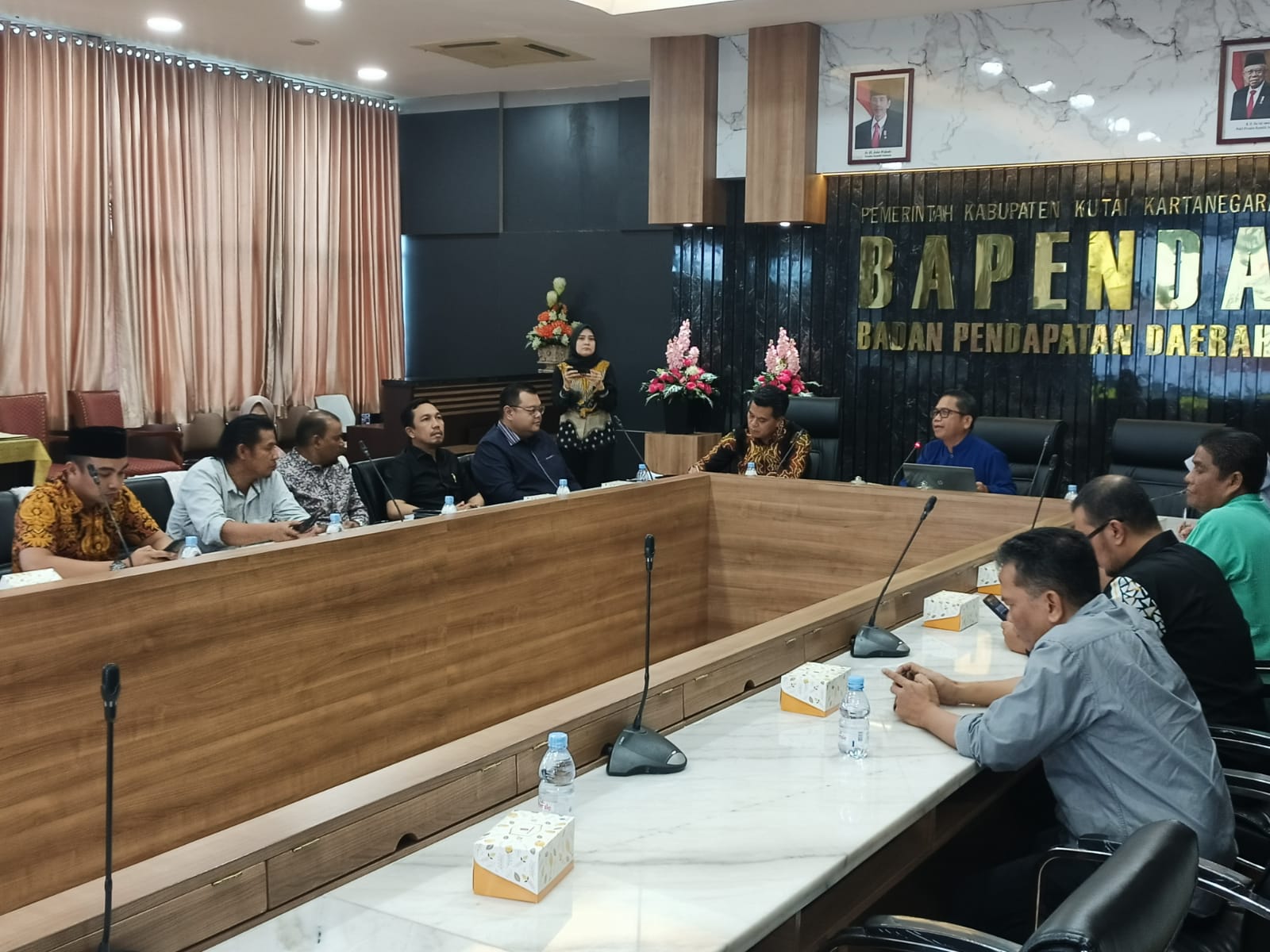 Perkaya Referensi Penyusunan Raperda Pajak dan Retribusi Daerah, Pansus I DPRD Paser Berkunjung Bapenda Kukar