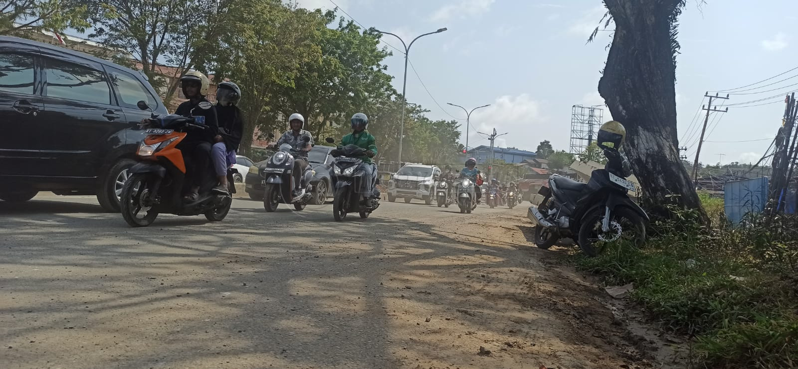 Janji PT Fahreza Perbaiki Jalan Lingkungan Warga Diingkari Lagi