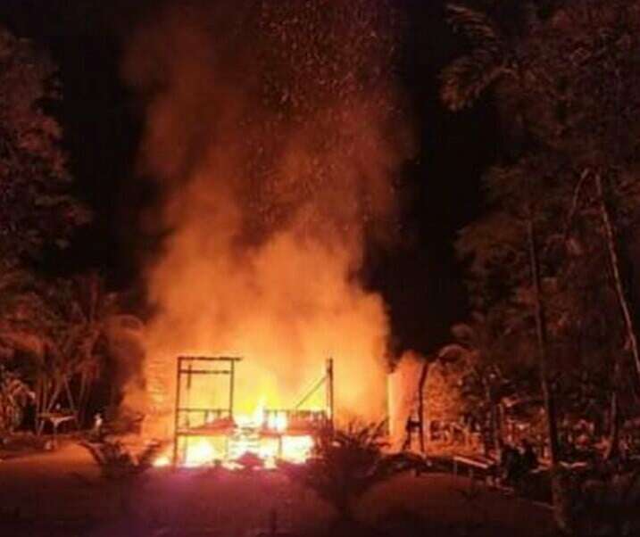 Rumah Arisal Habis Terbakar di Desa Hilir