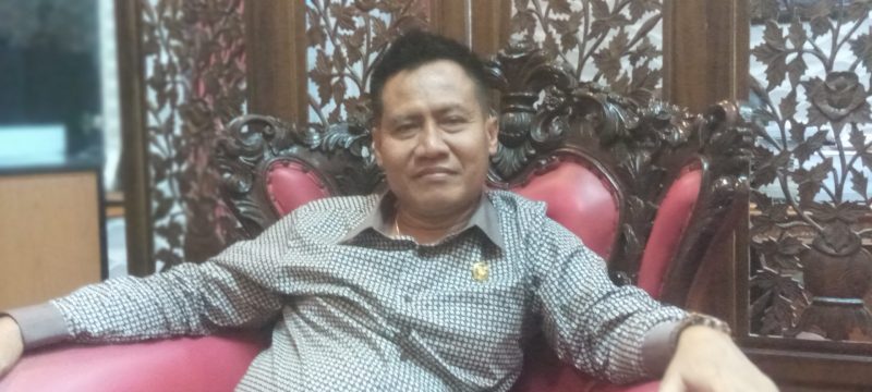 Foto Barkati-Apri Beredar, Siswadi : Saya Sama Trump Juga Bisa….