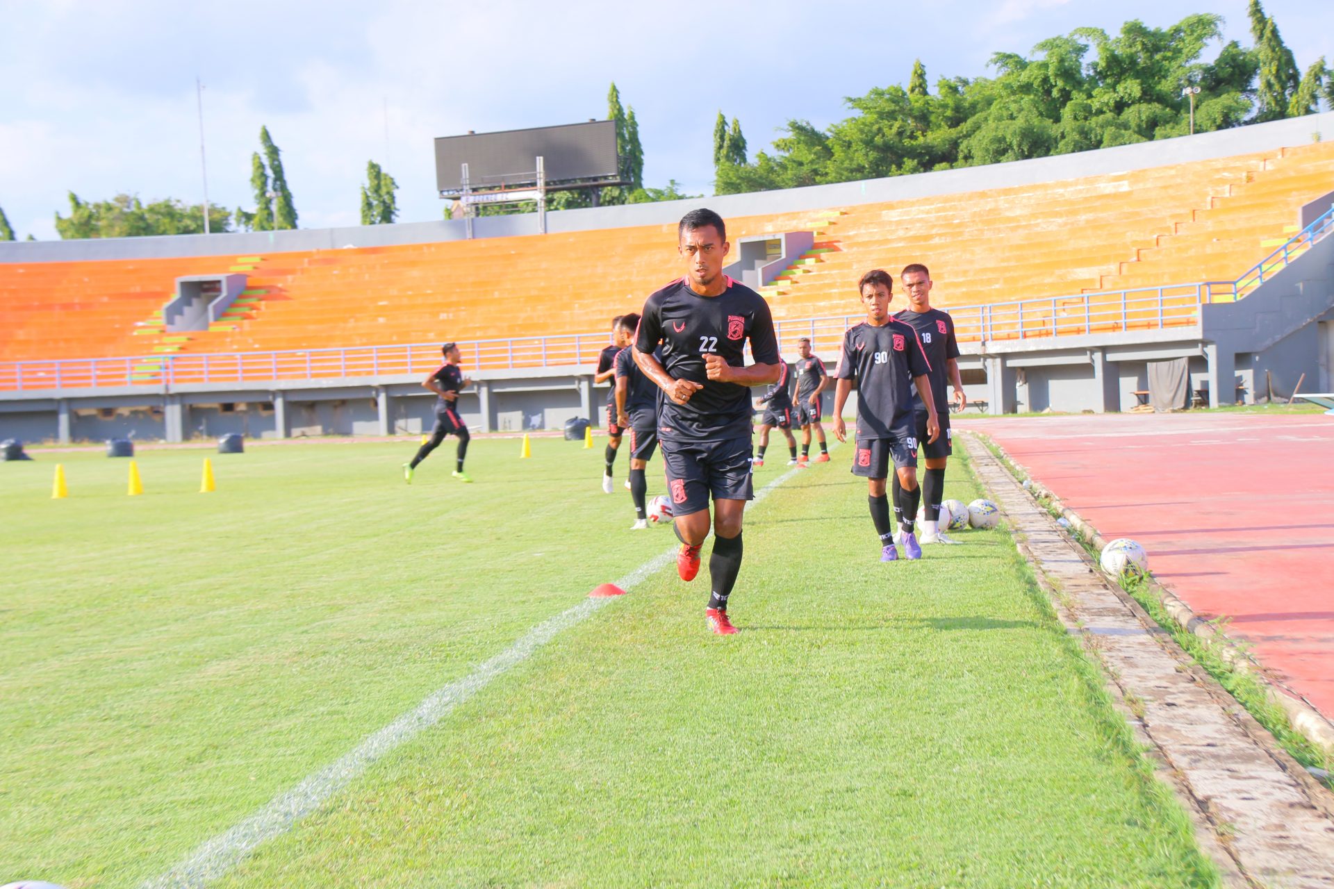 Liga 1 Belum Berlanjut, Gelandang Borneo FC Punya Cara Obati Kerinduan