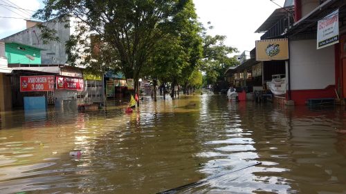 Lebaran Kelabu,Warga Bengkuring Kebanjiran