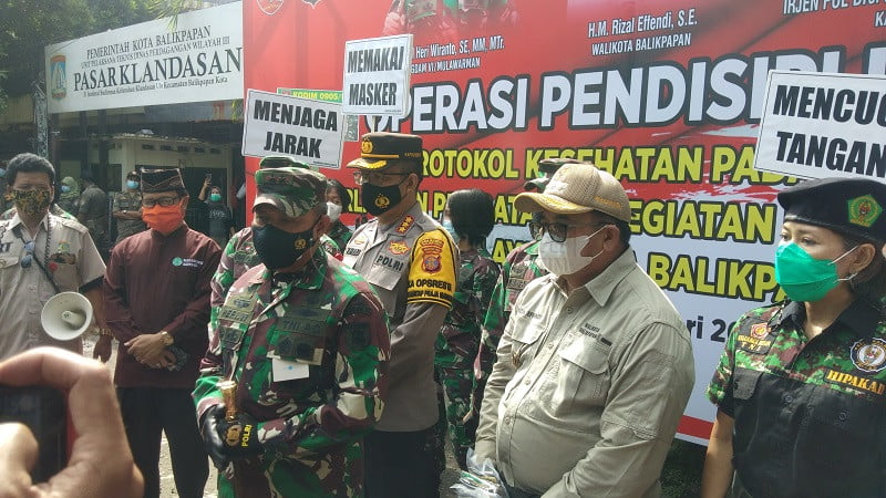 Pelaku Usaha Mengeluh Pembatasan, Satgas Tak Bergeming