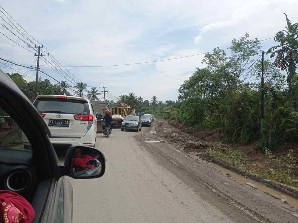 206 Kilometer Jalan Poros di Kawasan Utara Kaltim Rusak Parah